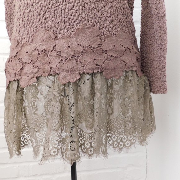 Ladies sweater - Picture 2 of 4